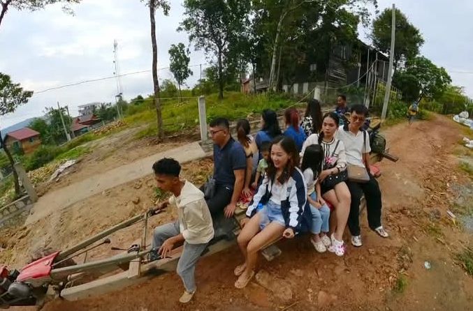 Tractor Tour
